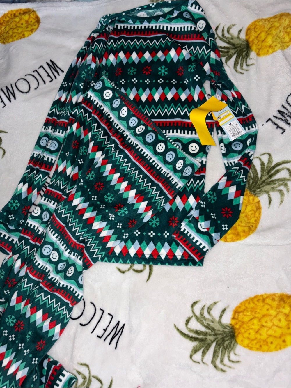 Christmas  Green Fair Isle Kids Pajama Set with Red & White Accents size 14